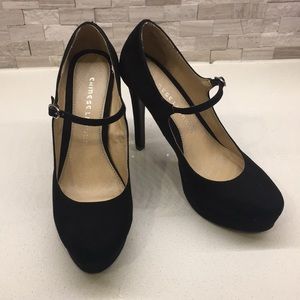 Chinese Laundry Pumps